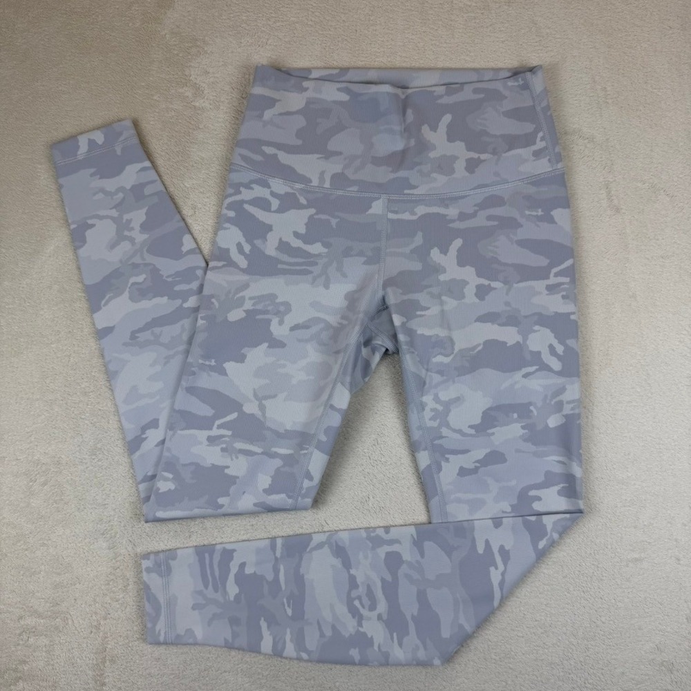 Lululemon Wunder Under High-Rise Tight 28" Luxtreme White/Gray Camo Sz‎ 8